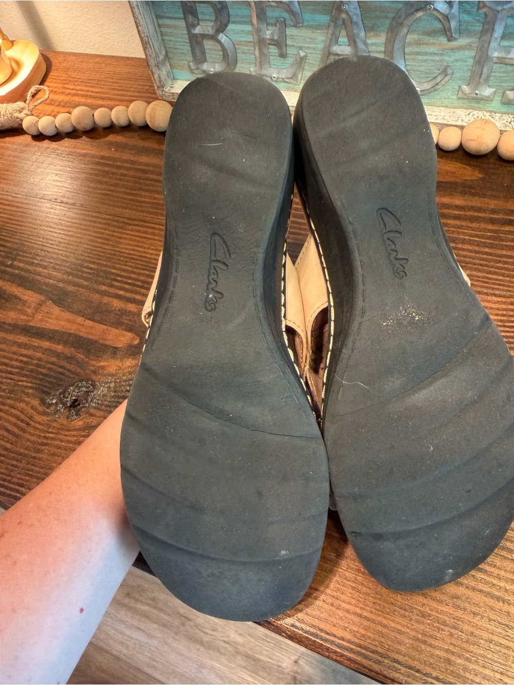 Clarks Collection Leather Slide Sandals Beige Cutout Comfort Wedge Size 7M - Picture 6 of 8
